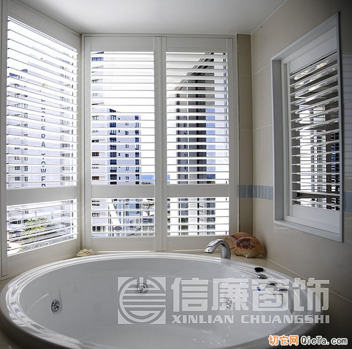 Bath-Shot-2_副本.jpg